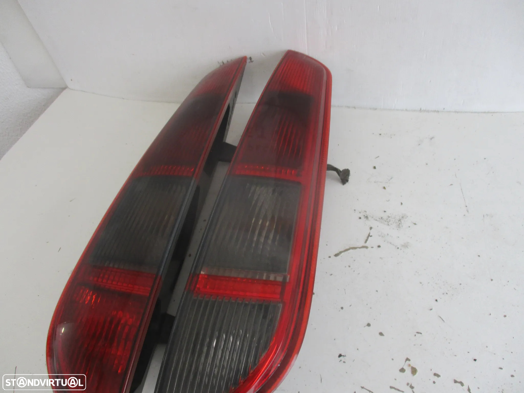 farolim farol tras ford focus sw carrinha 2005 - 3