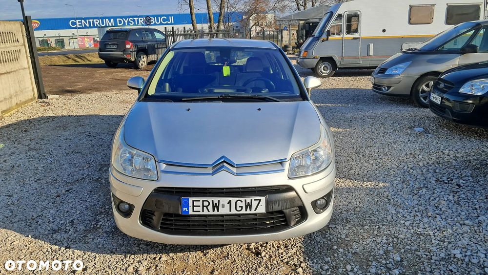 Citroën C4 1.4 16V Style - 8
