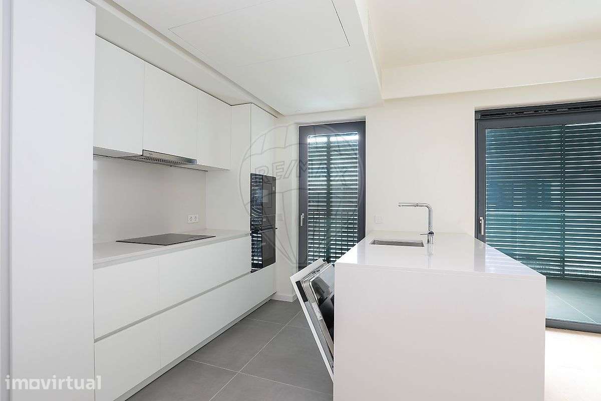 Apartamento T2 para arrendamento - Grande imagem: 4/39
