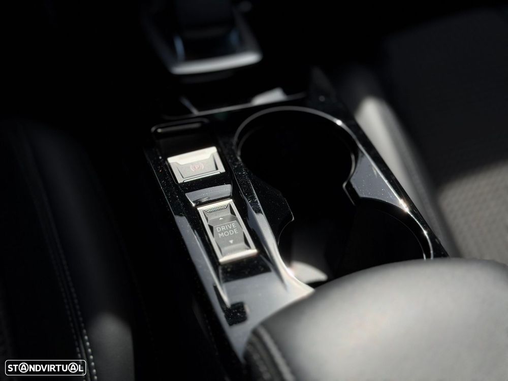 Peugeot e-2008 50 kWh GT - 60