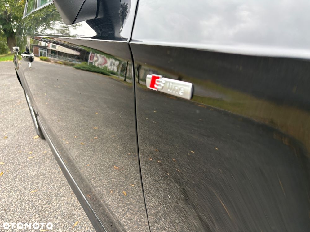Audi A3 Sportback 1.6 TDI (clean diesel) S line Sportpaket - 32