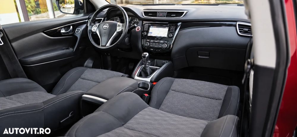 Nissan Qashqai 1.5 DCI TEKNA - 6