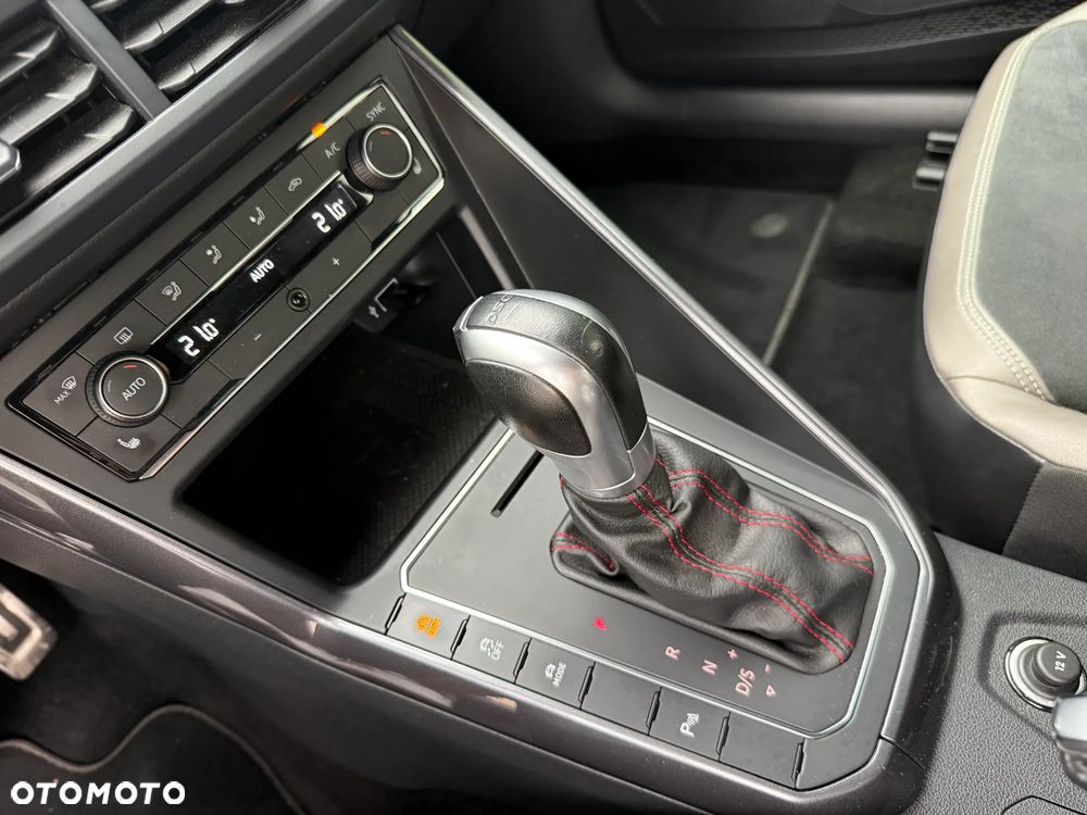 Volkswagen Polo 2.0 TSI GTI DSG - 19