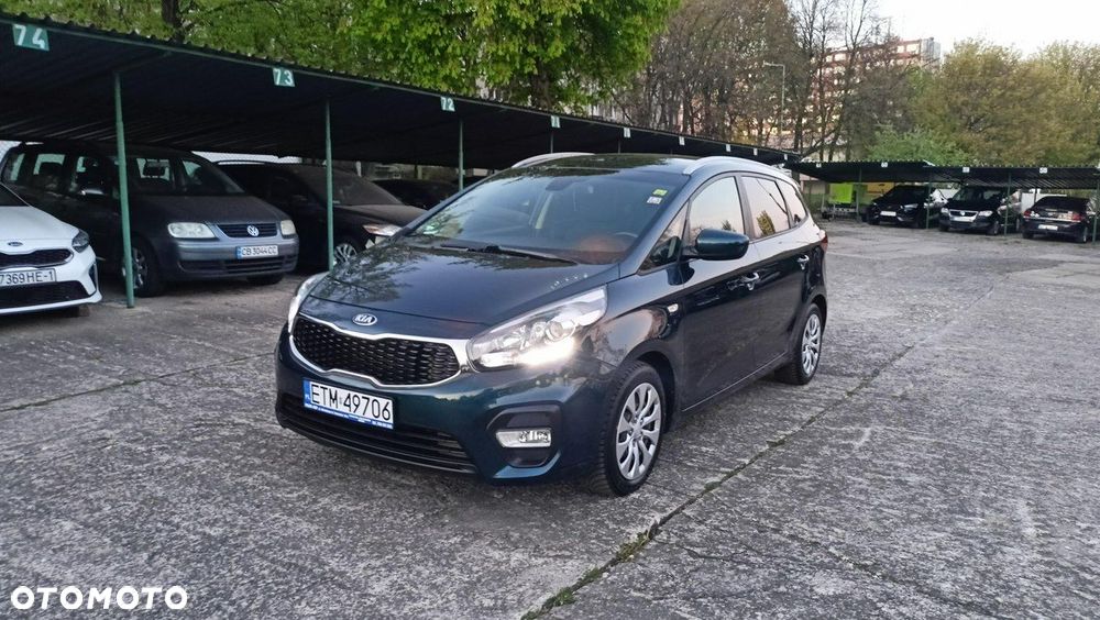 Kia Carens 1.7 CRDi L 7os - 4