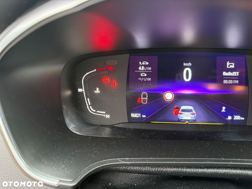 Renault Megane 1.5 Blue dCi Intens - 12