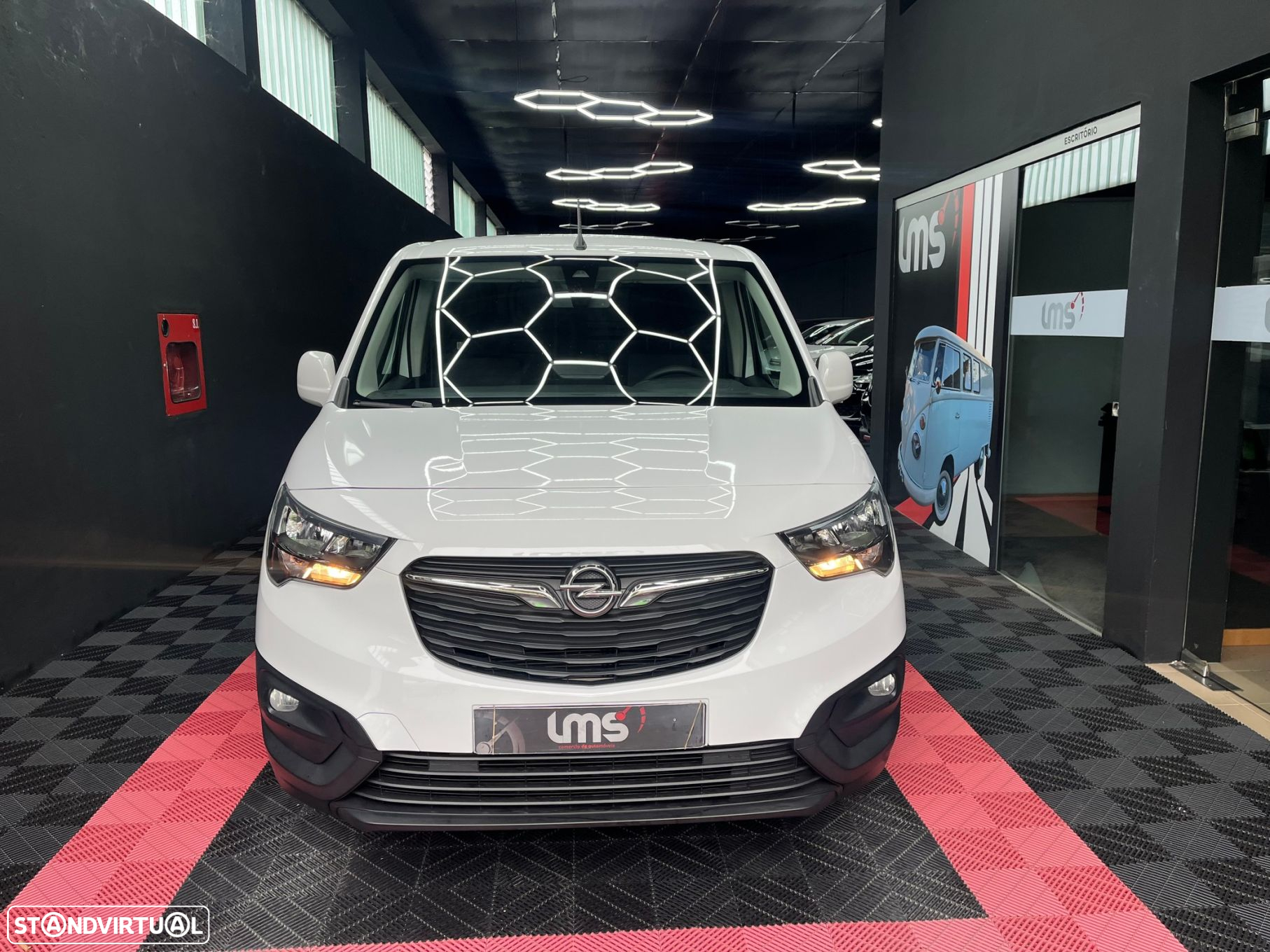 Opel Combo 1.6 CDTi L2H1 Essentia - 2