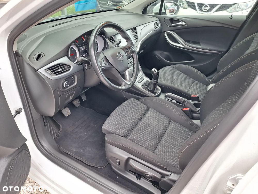 Opel Astra - 13