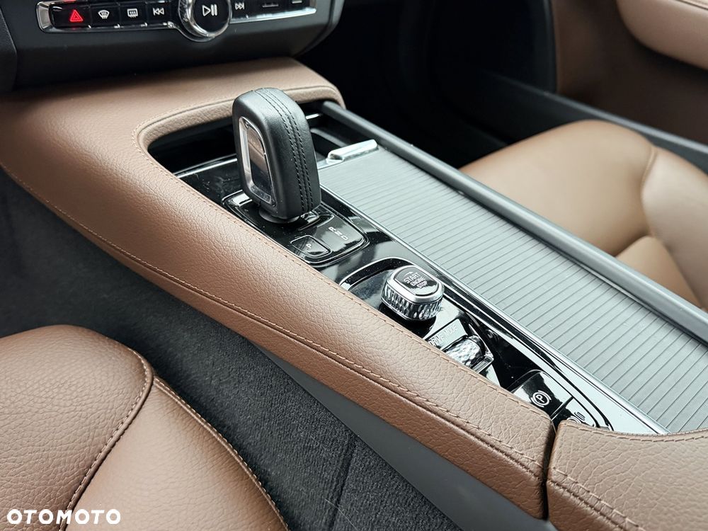 Volvo V90 B4 D Geartronic Momentum Pro - 10