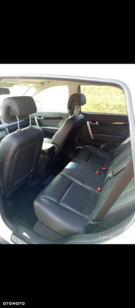 Chevrolet Captiva 2.2 D LTZ - 4