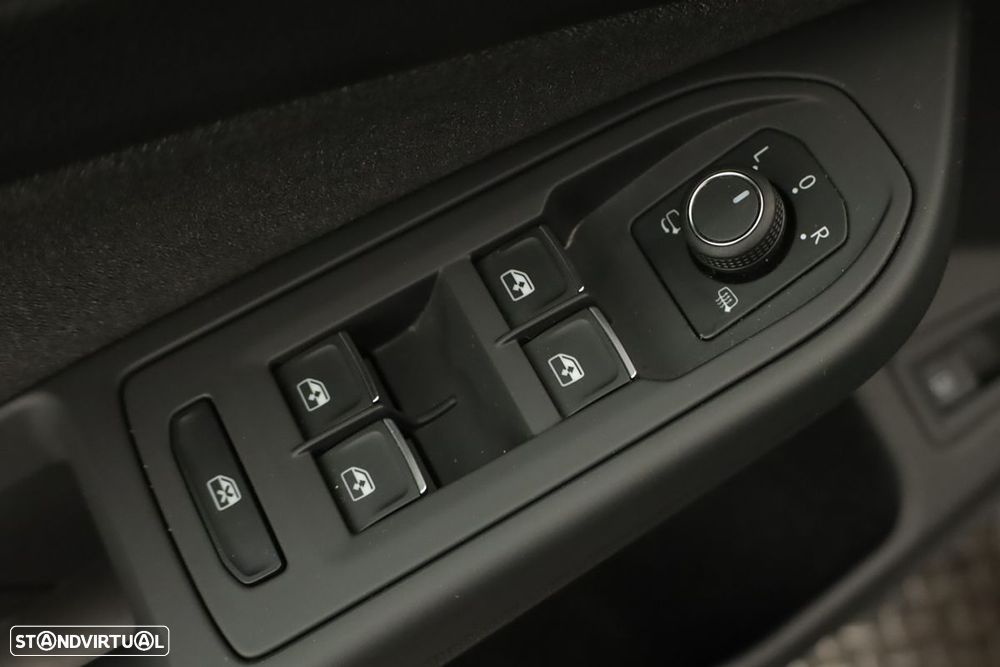 VW Golf 1.5 TSI e-Hybrid Life DSG - 21
