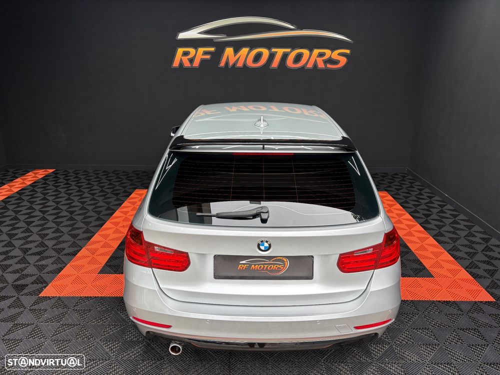 BMW 320 d Touring Aut. Sport Line - 26