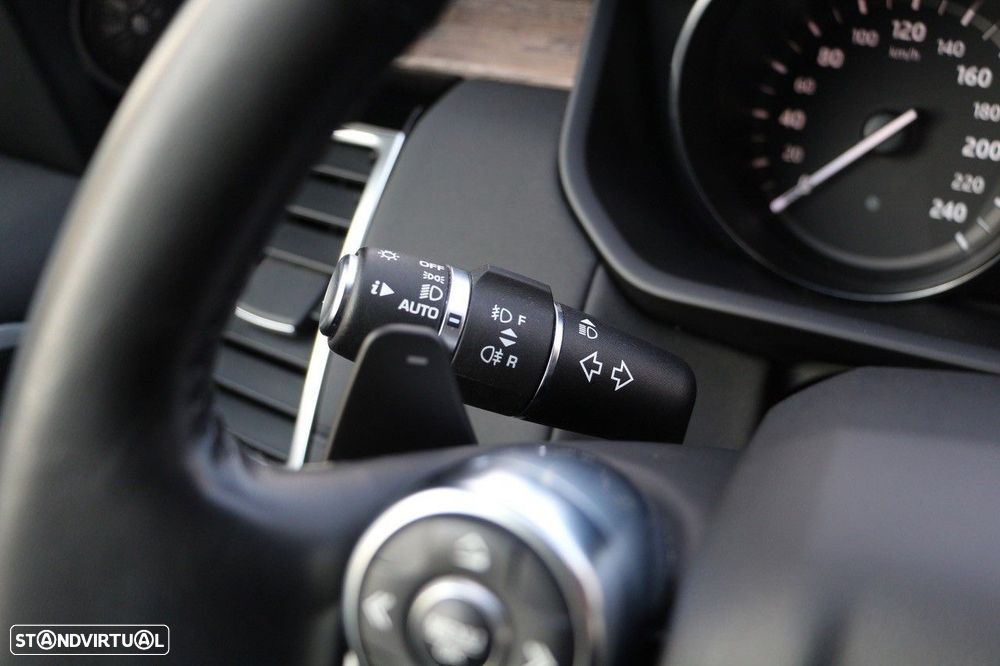 Land Rover Discovery 2.0 SD4 HSE Luxury Auto - 26