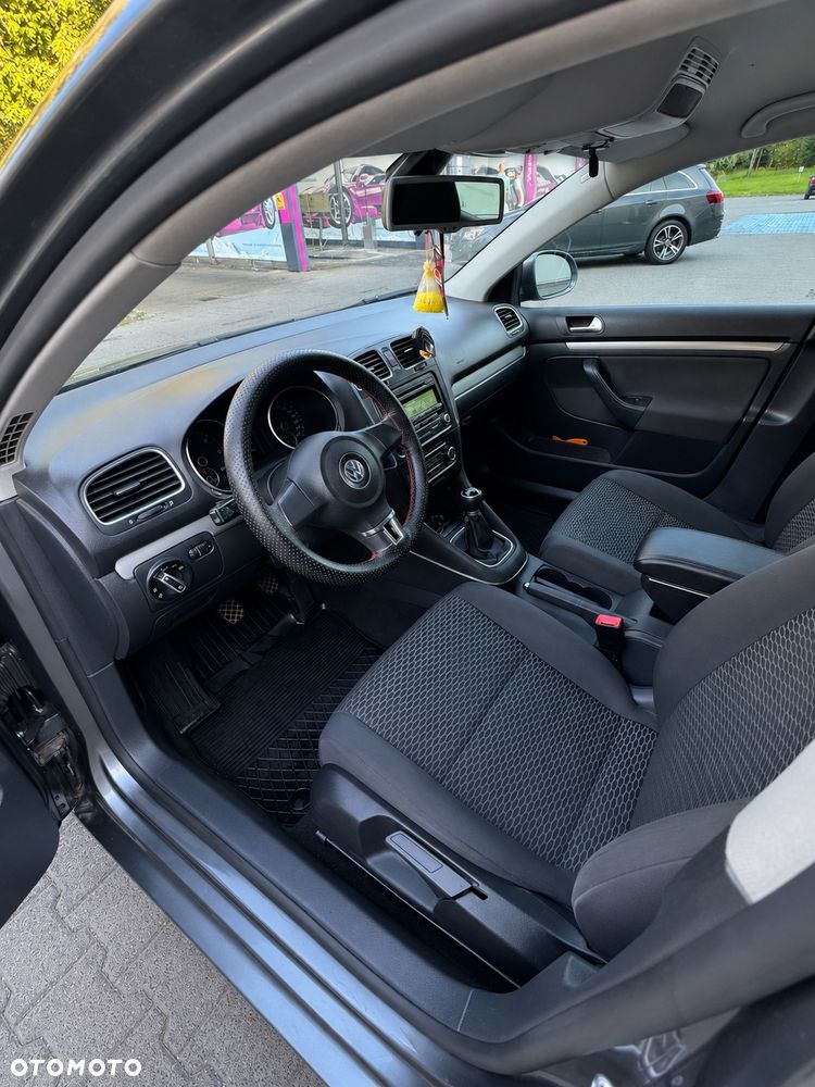 Volkswagen Golf 1.6 TDI Comfortline - 6