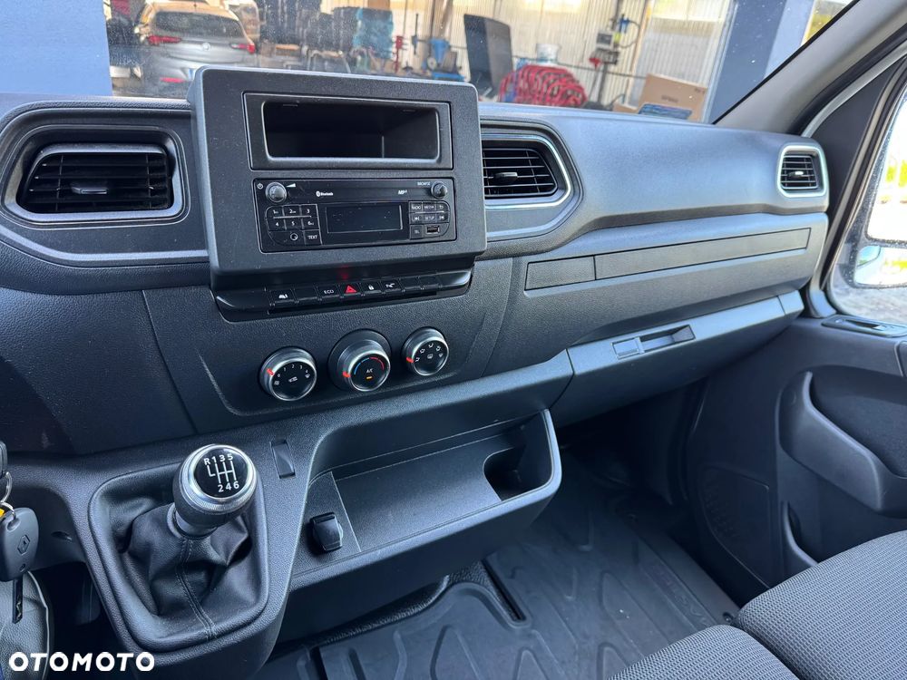 Renault Master - 11