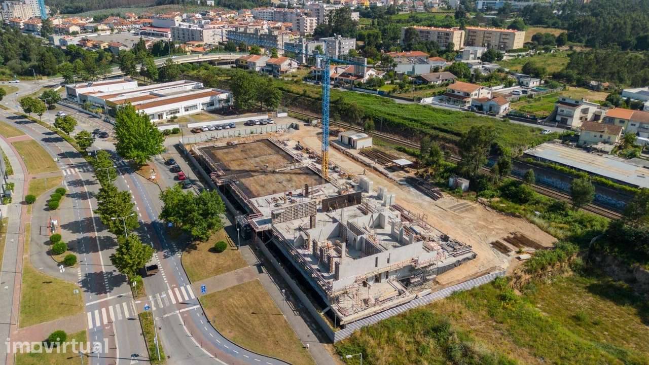Brisa D´Avenida Residences | T3 NOVO |VARANDA | 2 lugares de parqueame - Grande imagem: 3/38