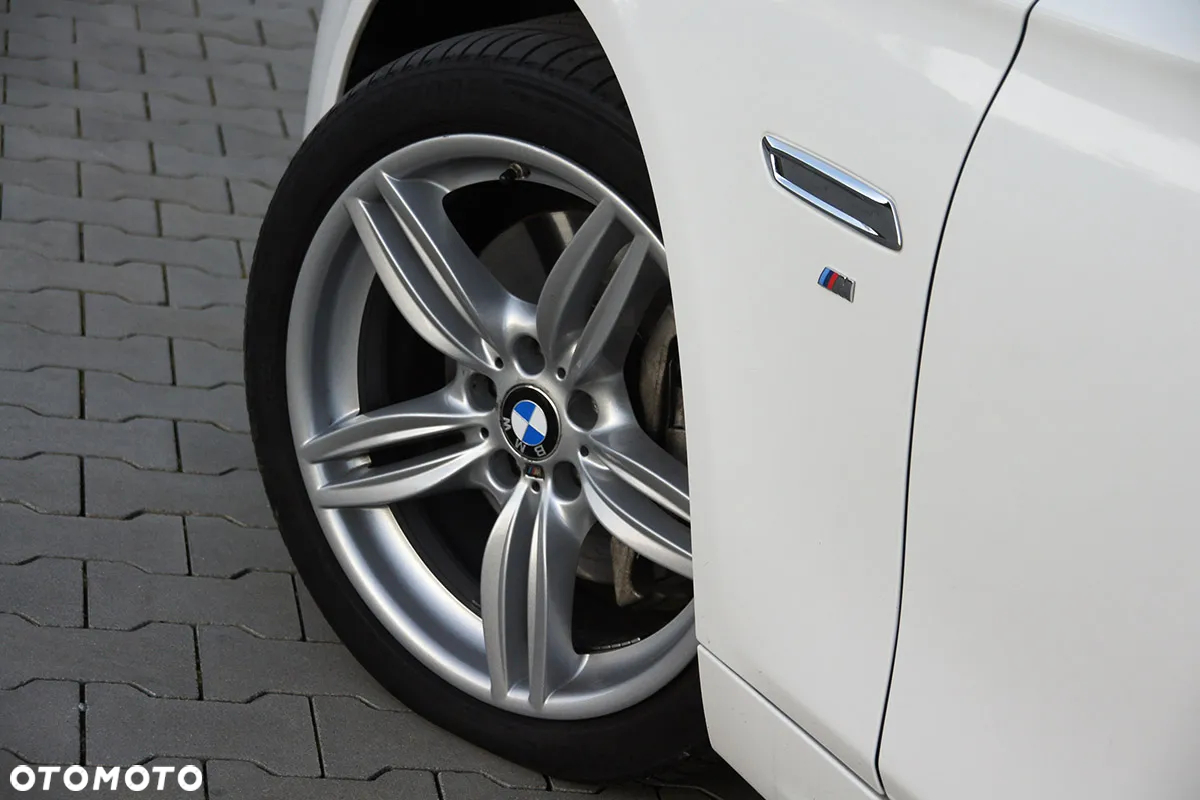 BMW Seria 5 535d xDrive - 22