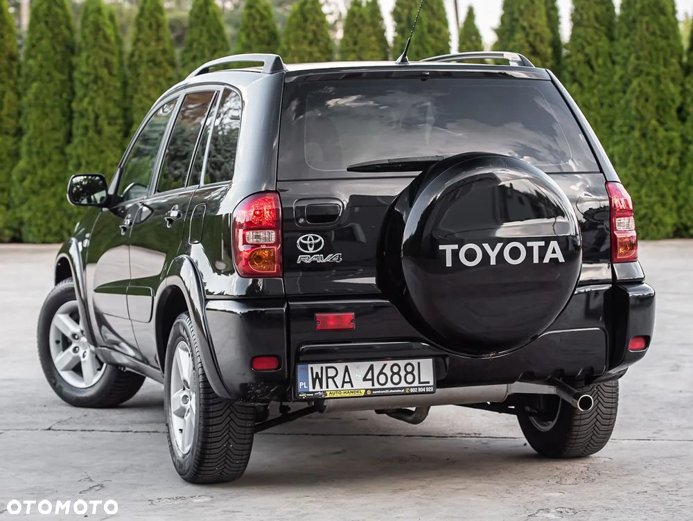 Toyota RAV4 - 6