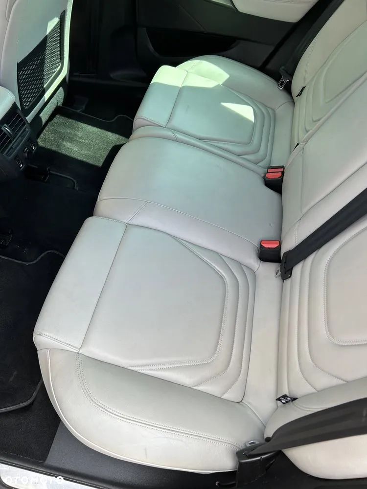 Citroën DS5 2.0 HDi Hybrid4 SoChic MCP - 7