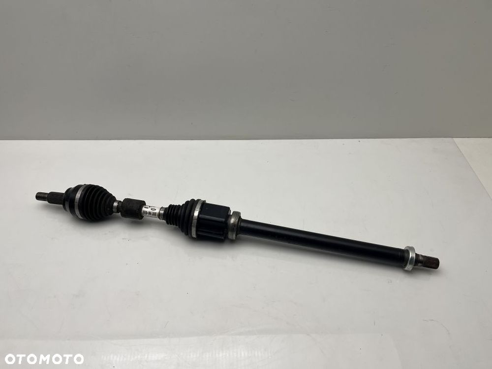 PÓŁOŚ PRZEDNIA PRAWA RANGE ROVER EVOQUE L551 L8D23B436AC