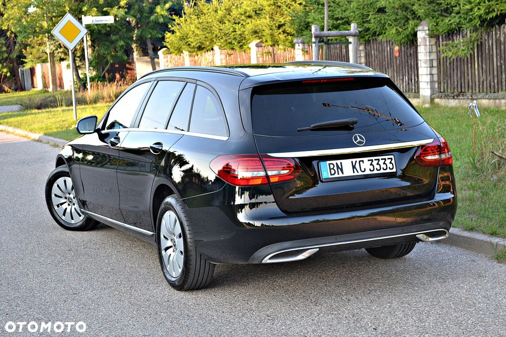 Mercedes-Benz Klasa C 220 d 9G-TRONIC Exclusive - 10