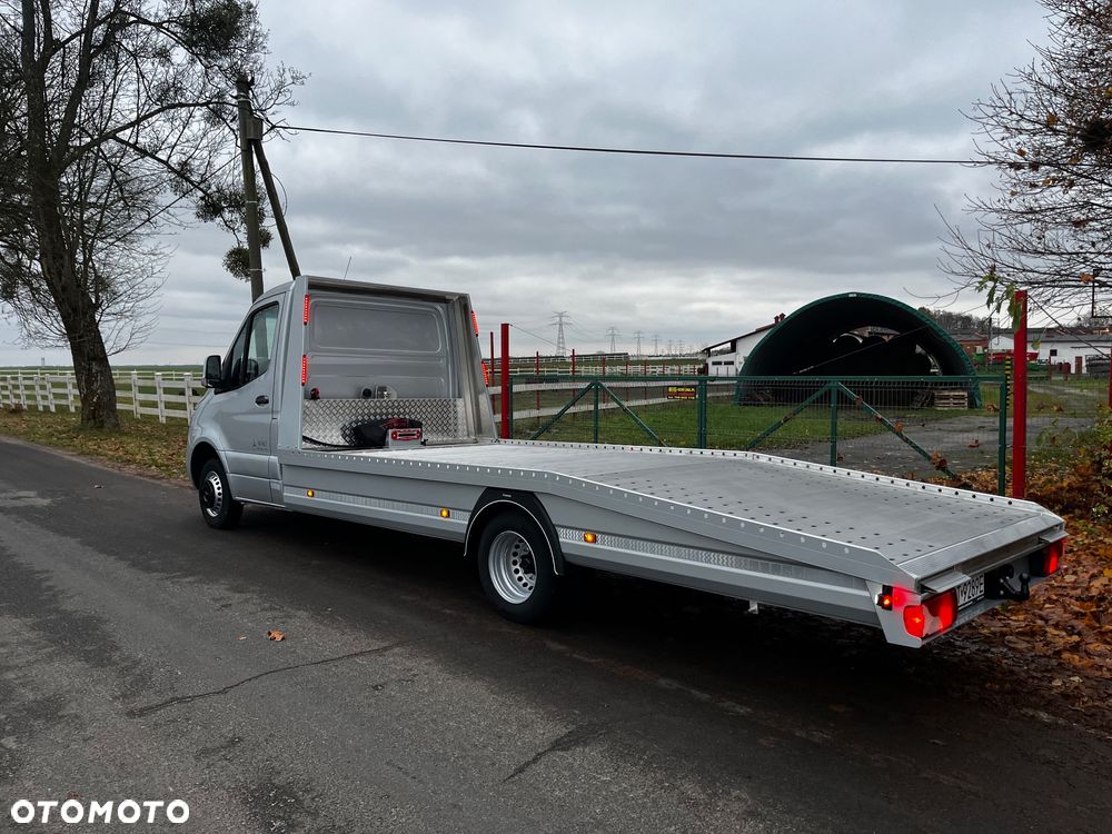 Mercedes-Benz Sprinter - 29