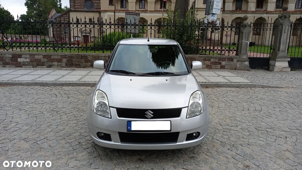 Suzuki Swift - 2