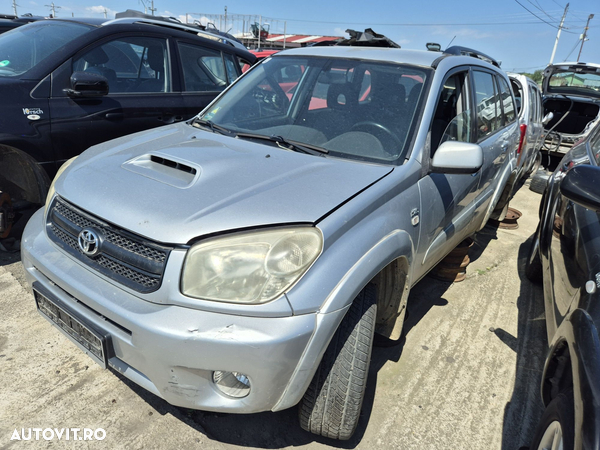 Dezmembram Toyota Rav 4 2005 2.0d 4x4