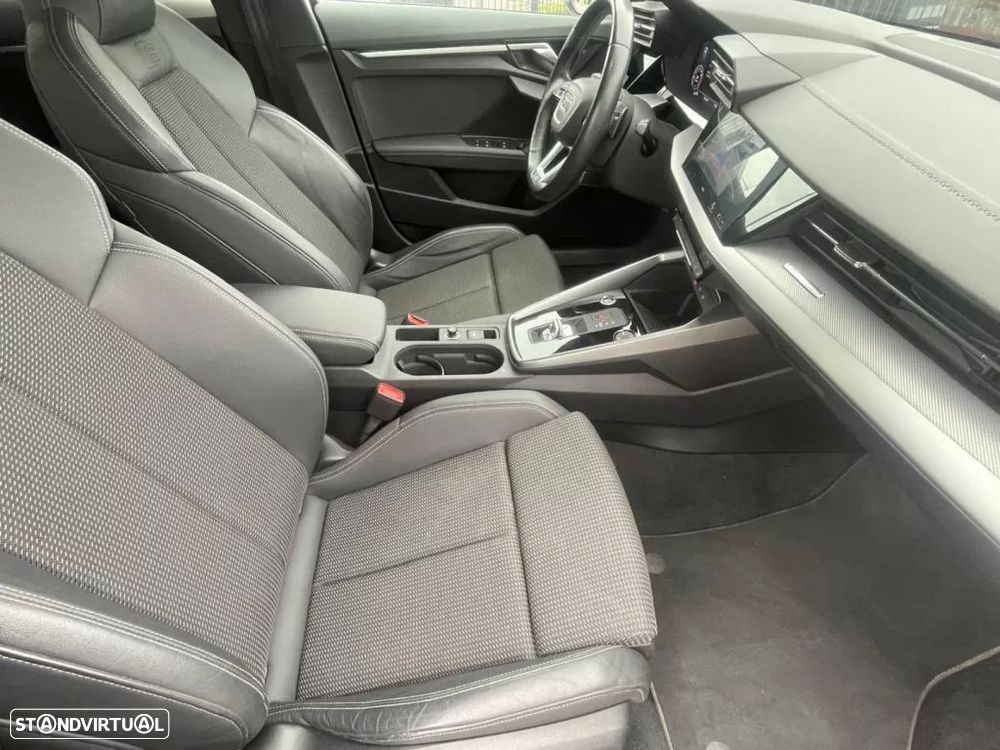 Audi A3 Sportback 45 TFSIe S tronic S line - 13