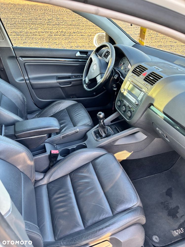 Volkswagen Golf 1.9 TDI GT Sport - 9