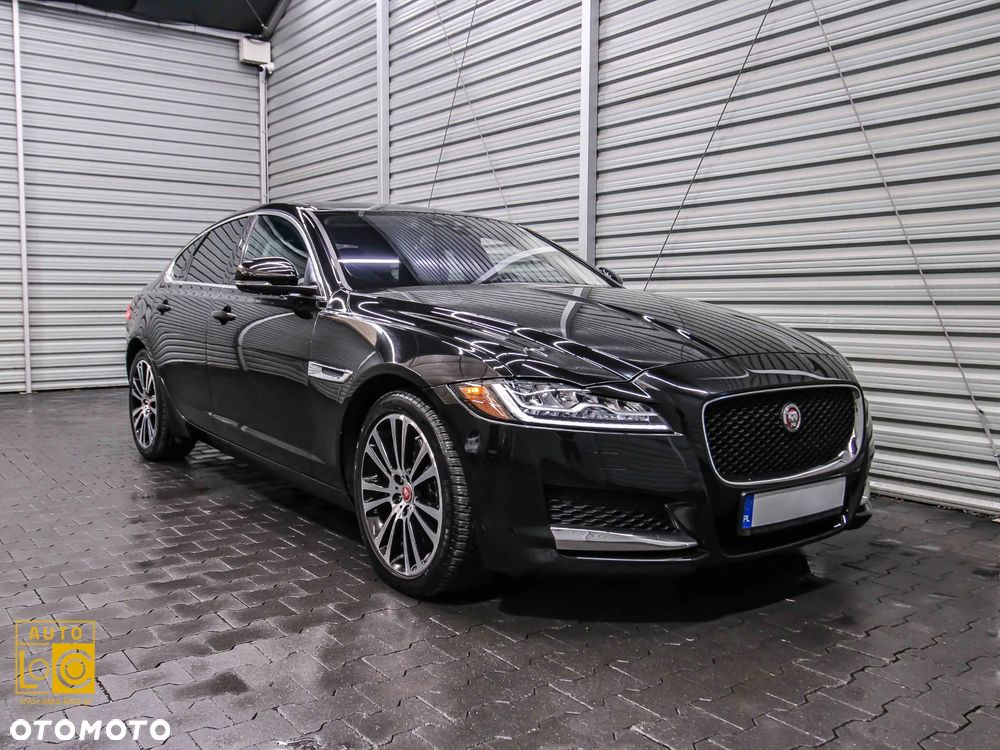Jaguar XF 35t AWD Prestige - 7