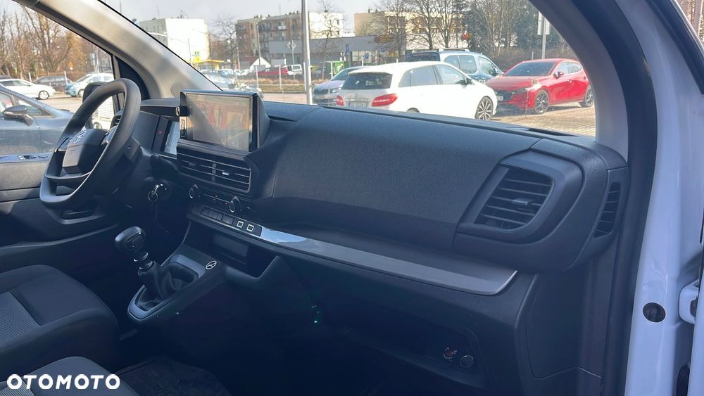 Opel Vivaro - 11