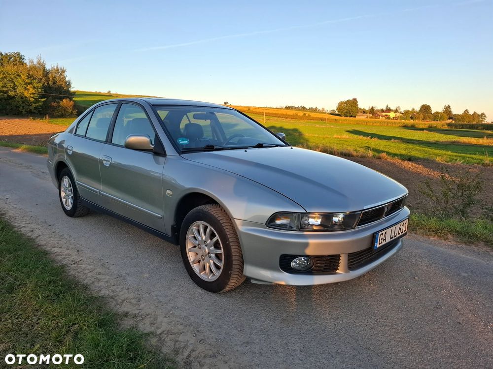 Mitsubishi Galant 2000 photo 2