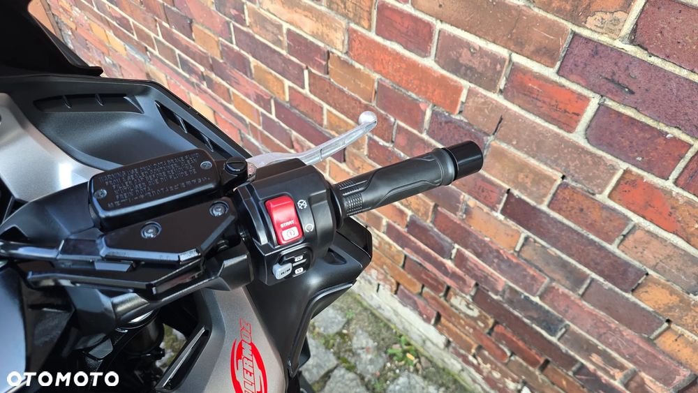 Honda NSS - 25