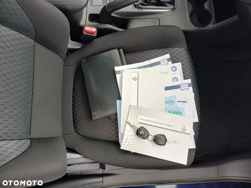 Mitsubishi Outlander 2.0 2WD Diamant Edition - 12