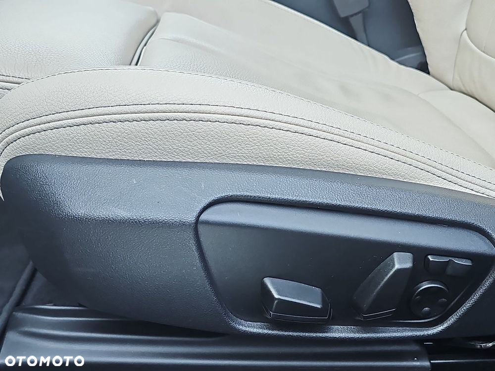 BMW Seria 2 - 24