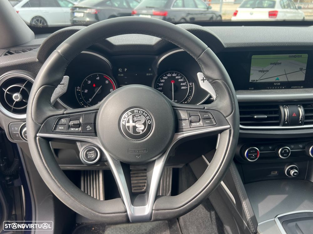 Alfa Romeo Stelvio 2.2 D Super AT8 - 15