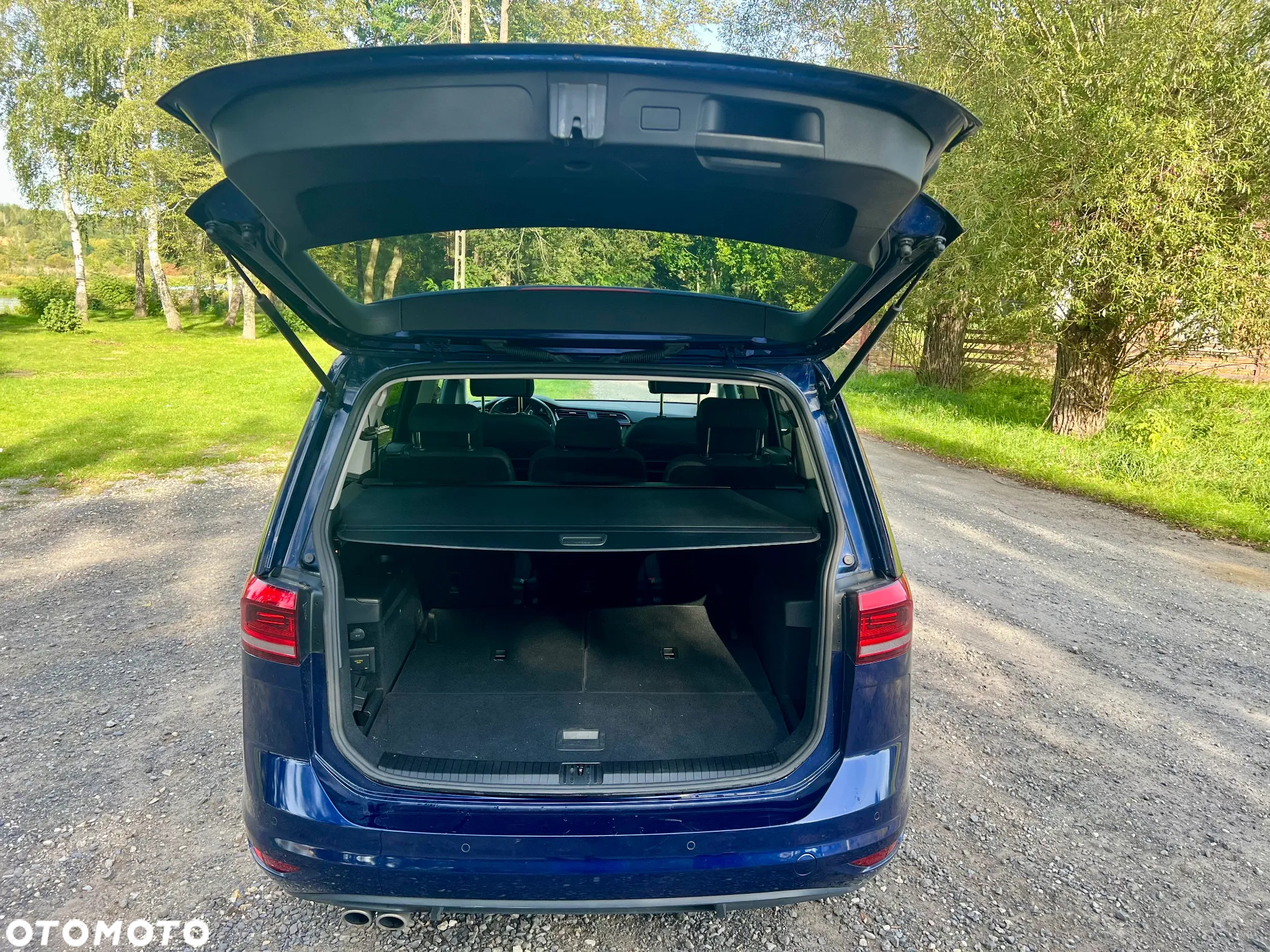 Volkswagen Touran 2.0 TDI BMT Highline DSG - 22