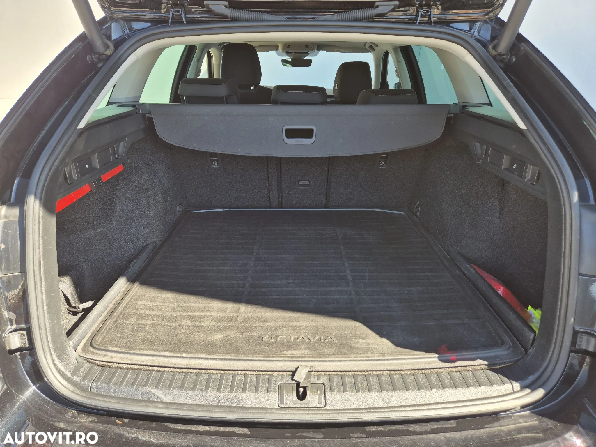 Skoda Octavia 1.4 TSI iV DSG Style - 31