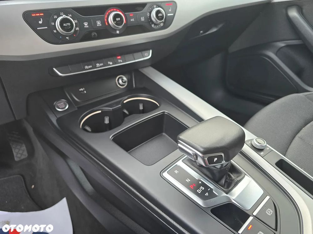 Audi A4 Avant 35 TDI S tronic - 31