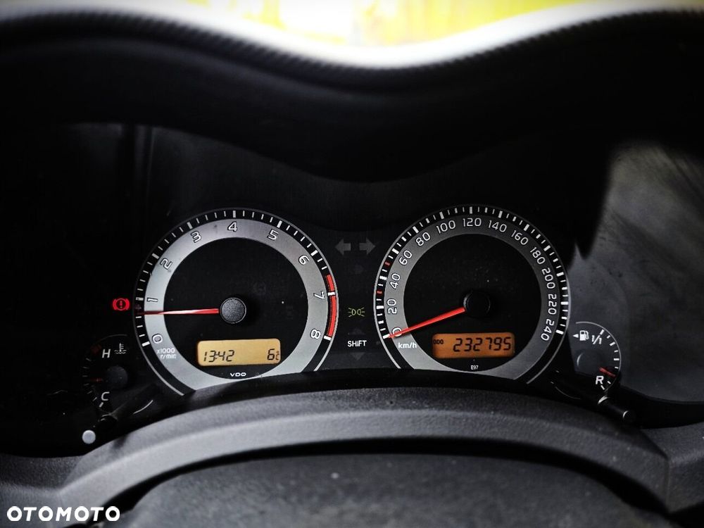Toyota Auris 1.6 Dynamic - 12
