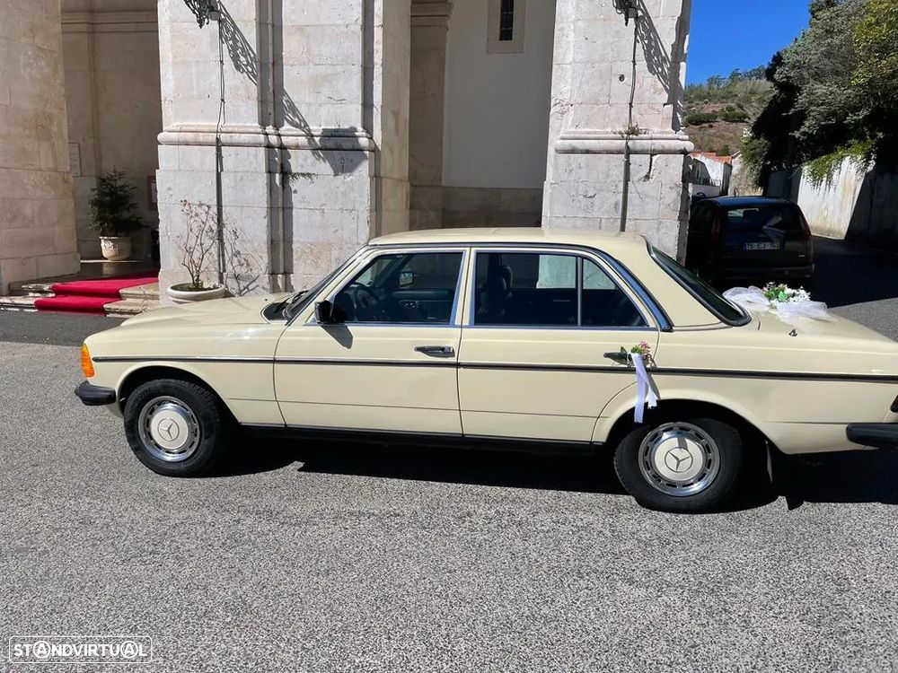 Mercedes-Benz 300 - 7