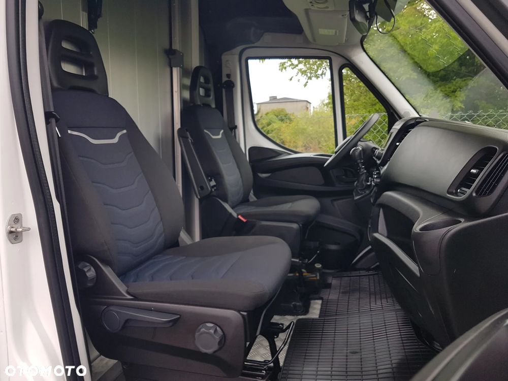 Iveco DAILY KONTENER NISKOPODŁOGOWY 4,43x2,23x2,42 SKLEP FOODTRUCK BAR KLIMA KONIOWÓZ KAMPER - 8