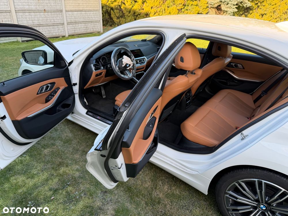 BMW Seria 3 318i M Sport sport - 5