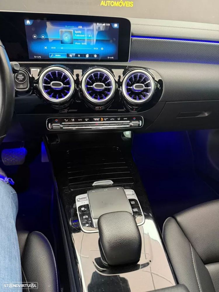 Mercedes-Benz CLA 180 - 17