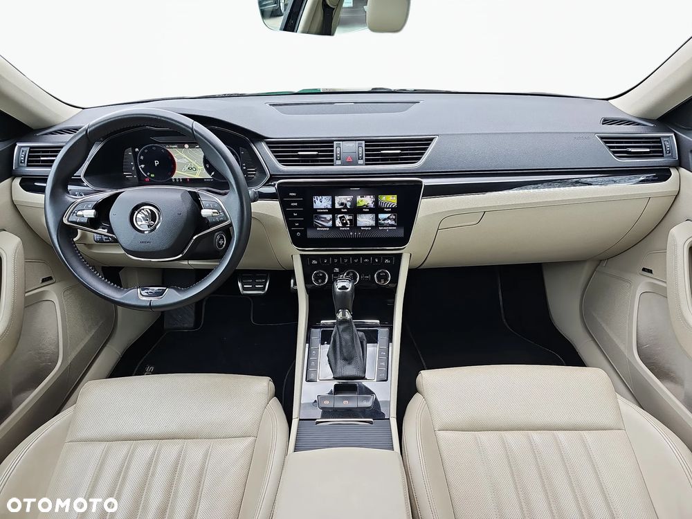Skoda Superb 2.0 TDI SCR 4x4 L&K DSG - 9