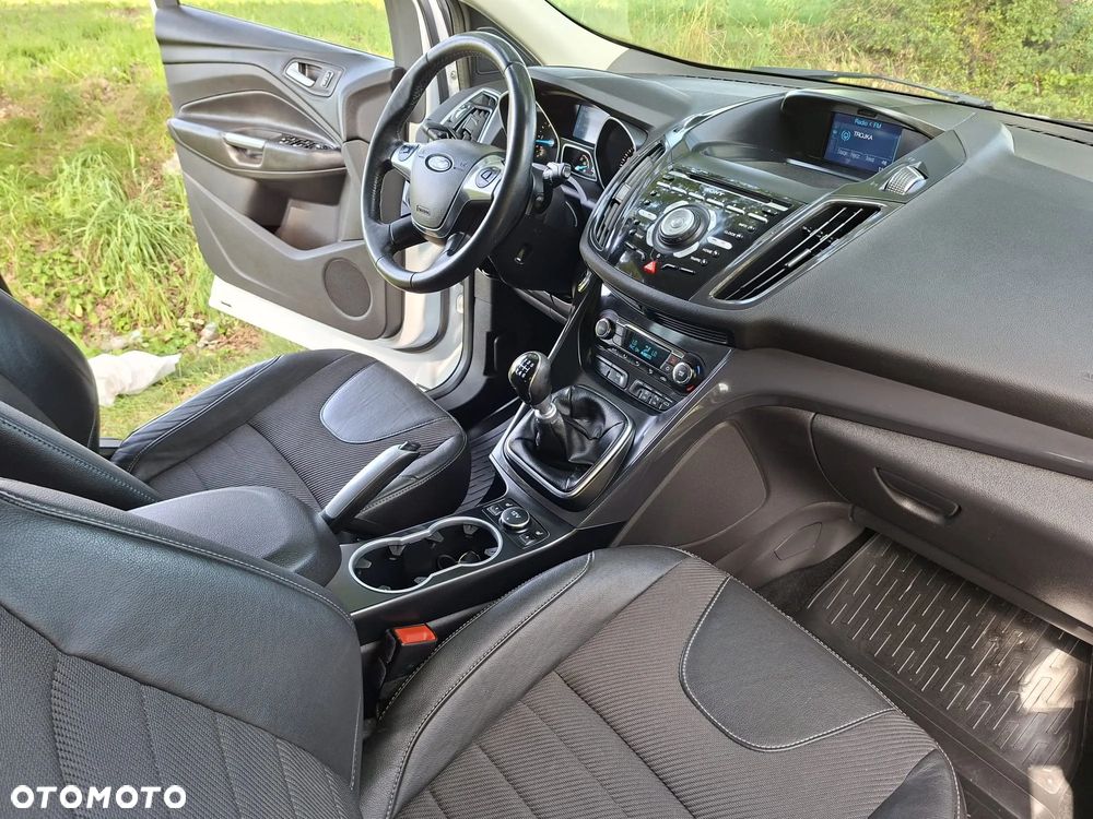 Ford Kuga 2.0 TDCi 4x4 Titanium - 18