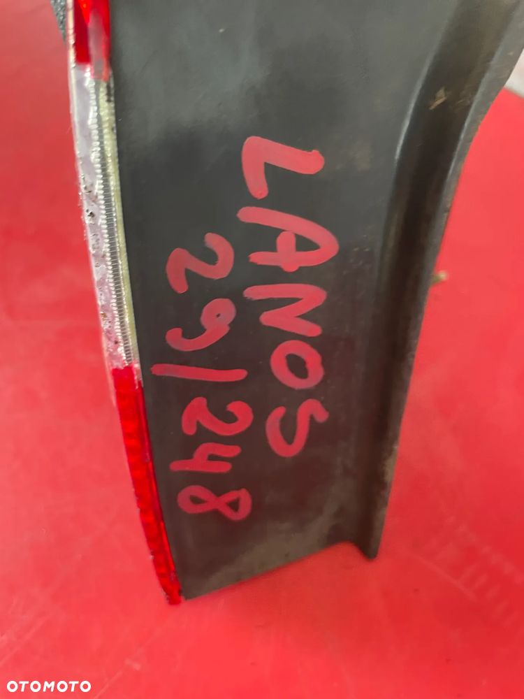 Daewoo LANOS lampa lewa tył w błotnik - 3