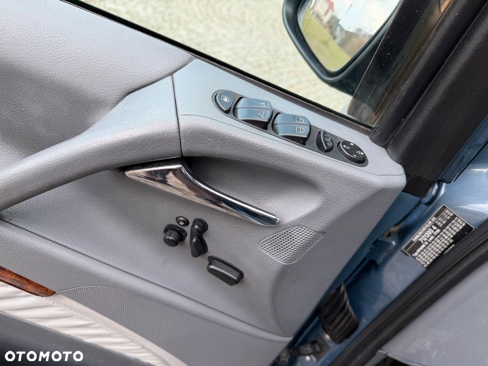 Mercedes-Benz Viano 2.2 CDI Trend (d³ugi) - 31