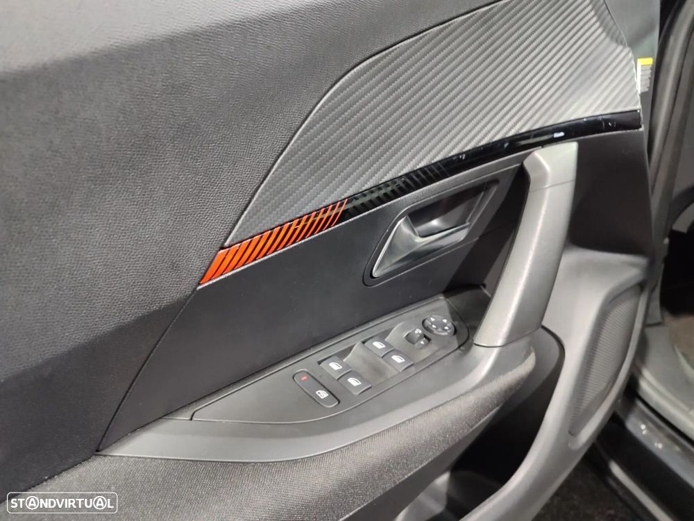 Peugeot e-2008 50 kWh Active Pack - 35