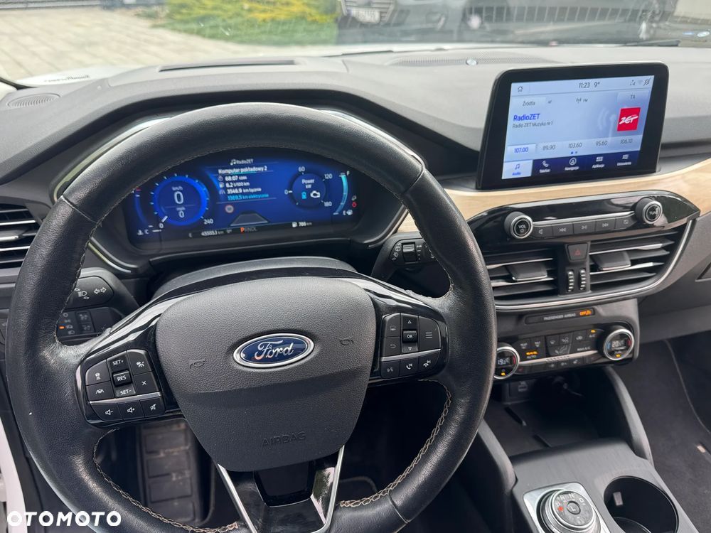 Ford Kuga 2.5 FHEV FWD Titanium eCVT - 21